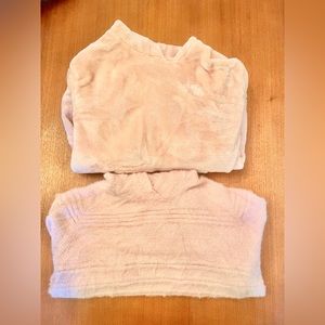 2 cute hooded Abercrombie kids sweaters size 13-14!